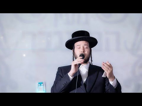 Motty Ilowitz Mitzva Tantz For Parents After Losing Their Son | מאטי אילאוויטש מצוה טאנץ