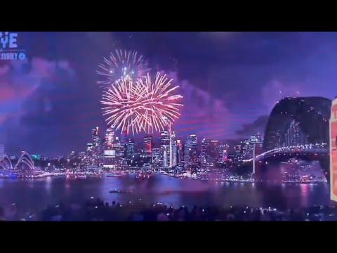 New Year’s 2025 Fire Works Celebrations in Sydney, Australia