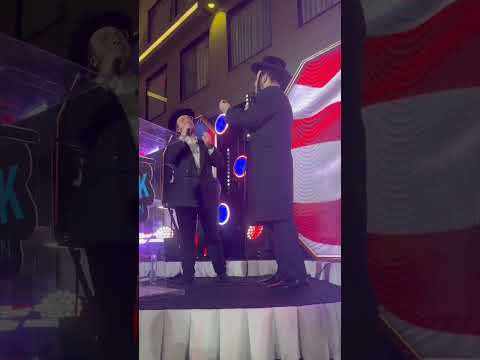 🇺🇸גאָט בּענטש אמעריקע- God Bless America (In Yiddish!).