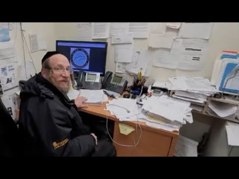 Behind the scenes in Gemach Hatzolah HQ with Berish Feldman and Shmiel Indig • Public Relations