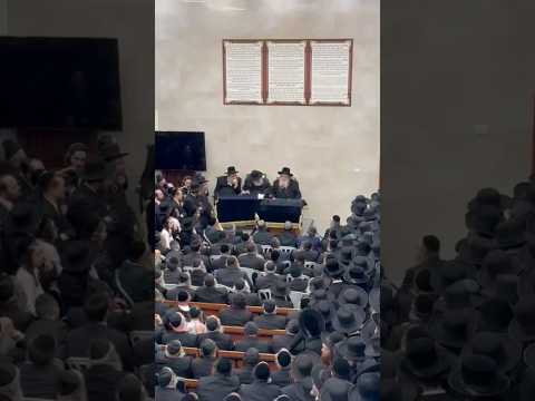 R’ Shaul Alter Gives a Speech | ר’ שאול אלתר