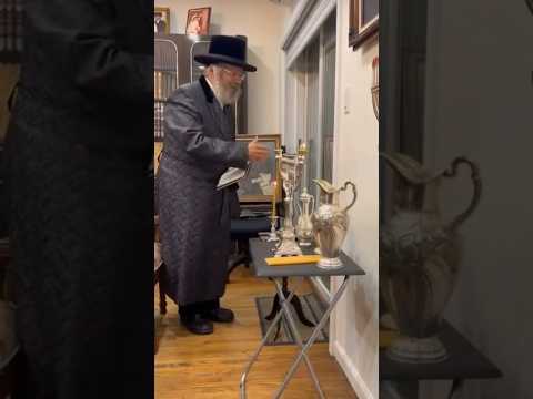 First Night Chanukah 2024 With Nikolsburg Rebbe | האדמו”ר מניקלשבורג בהדלקת נר ראשון של חנוכה תשפ”ה