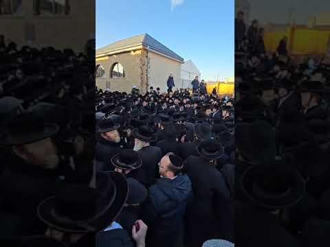 Lelover Rebbe Commemorates Yahrtzeit of R Dovid Lelover In Lelov – Shvat 5785