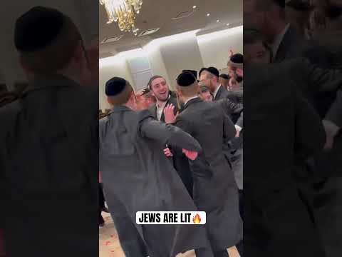 JEWS ARE LIT🔥#shabbat #shalom #rabbi