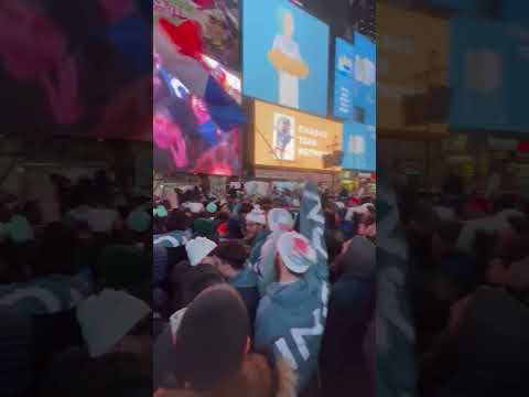 7,000 Jewish teens filled Times Square for a bold and defiant display of unapologetic Jewish pride