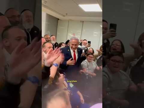Teens battling chronic illness chanting Bibi’s name. #israel