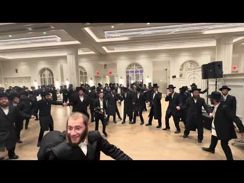 Hershey Langsam on the keys & Yidi Bialostozky fire 🔥 @ Landau & Klien