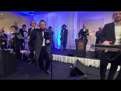 Hershy Langsam on the keys & Shea Berko @ Bloom & Shapiro Second Dance